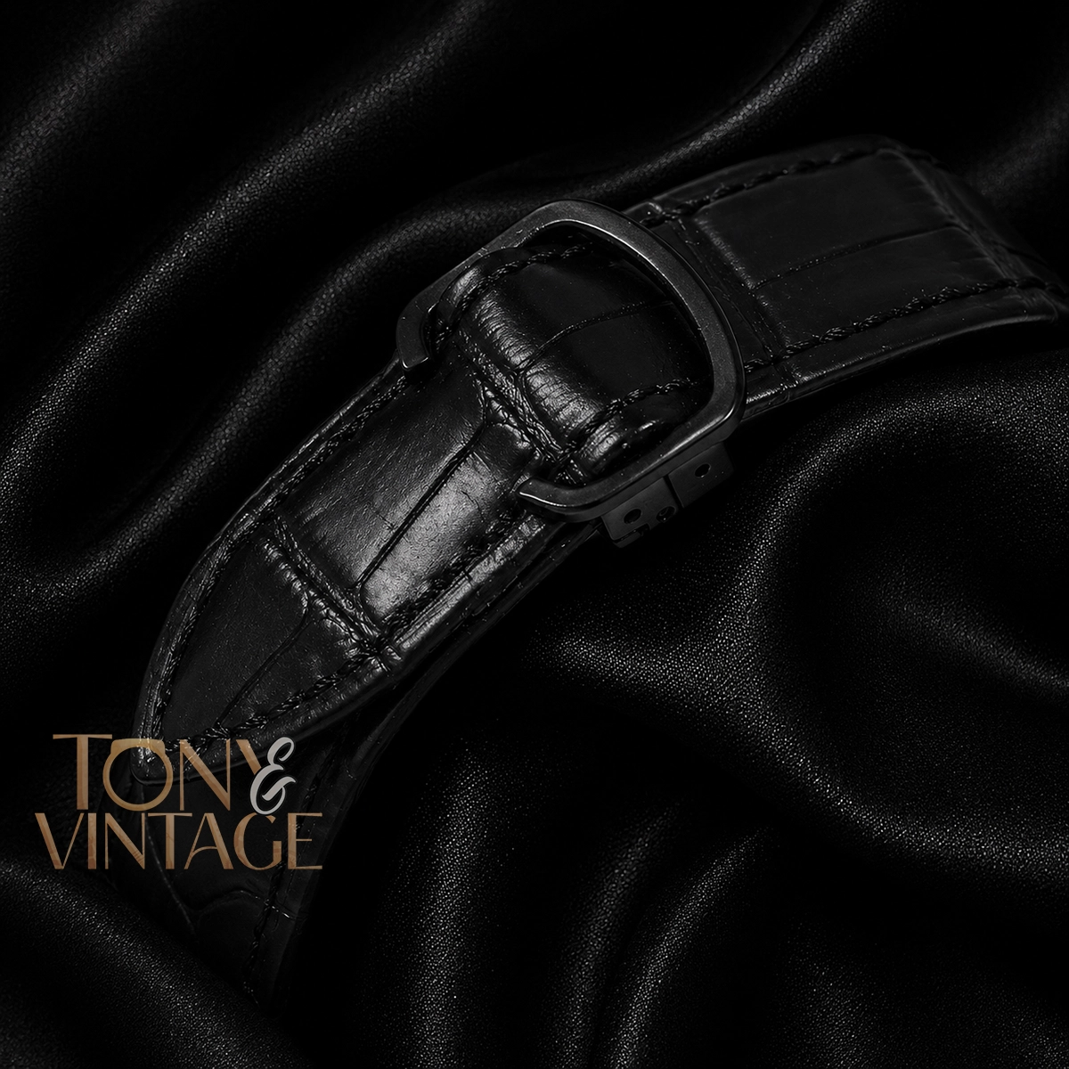 Ballon Bleu Tourbillon Automatic Watch in All Black With Green Dial - Image 3