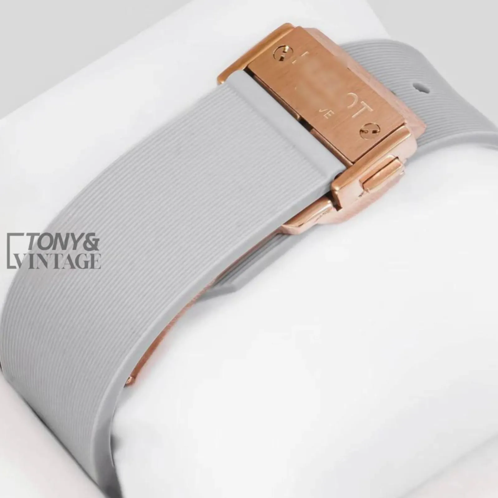 Chronograph Rose Gold Watch with Charcoal Gray Dial and PVC Strap - Image 3