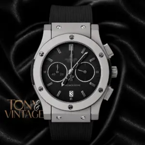 Chronograph Watch in Silver With Gray Dial and PVC Strap