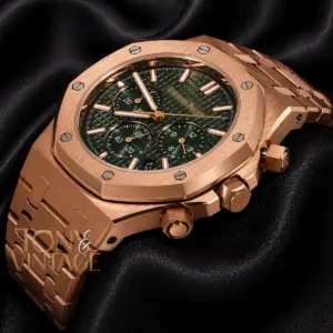 Oak Chronograph Rose Gold Green Dial