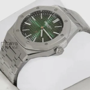 Oak Silver Green Dial