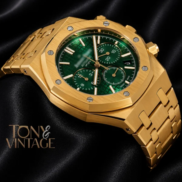 Oak Chronograph Yellow Gold Green Dial 2 copy