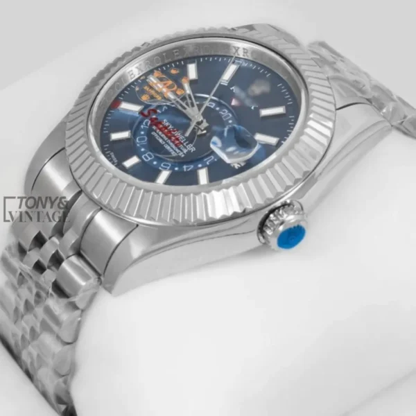 Silver-Blue-Dial-Automatic-Watch1-2.webp