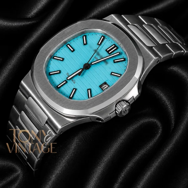 Silver Chain Watch in Tiffany Blue Dial