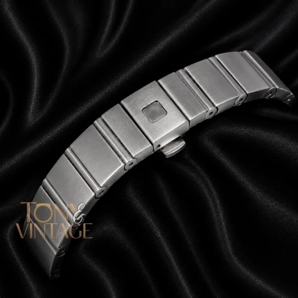 Silver With Black Dial Stone Figure & Bezel Ladies Watch