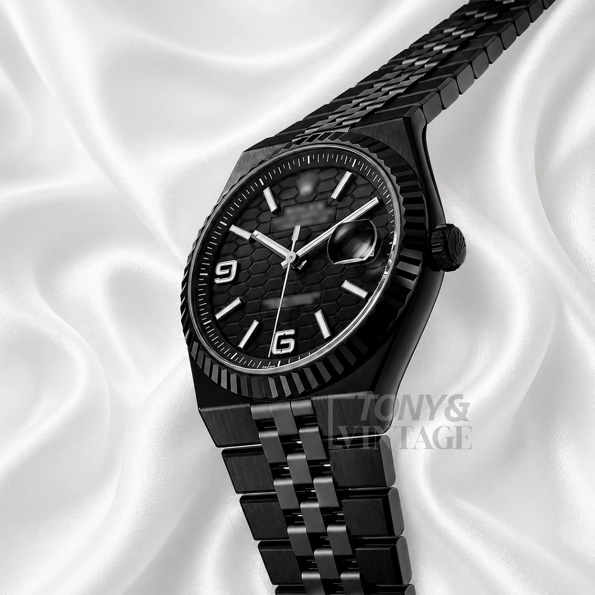 Rolex Oyster Perpetual Land Dweller 2