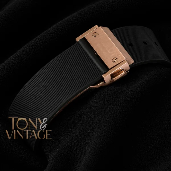 Chronograph Rose Gold Case With Black Dial & Rubber Strap
